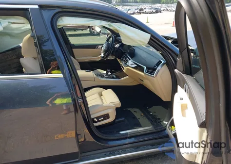 2020 BMW X5 Sdrive40I z USA, uszkodzony, nr VIN 5UXCR4C02LLT19035